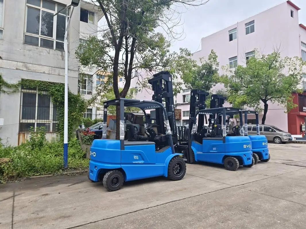 贵州买电动叉车需要什么证件，操作证上牌流程详解