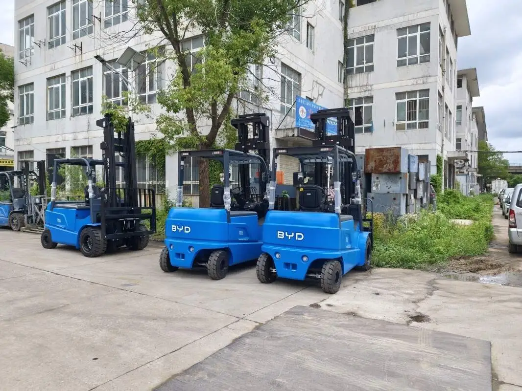 快递分拣叉车司机培训难度大吗
