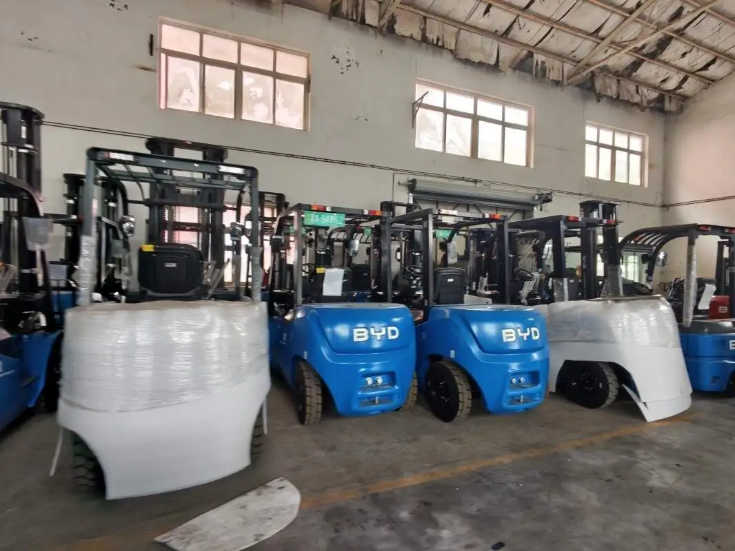 坡道作业选电动还是柴油叉车 成本对比(图1) 坡道作业选电动还是柴油叉车 成本对比(图1)